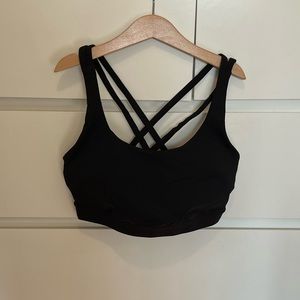 Black Lululemon sports bra